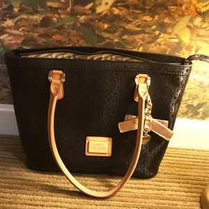Guess purse